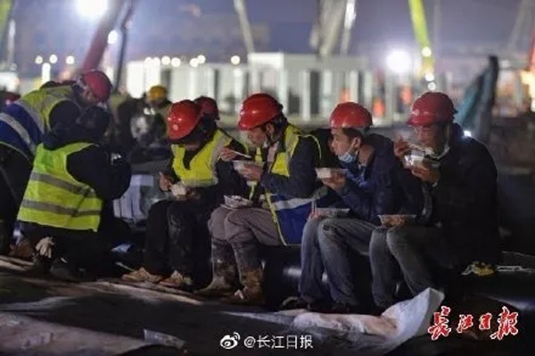 对照《火神山建设不完全手册》，如何10天建一座医院